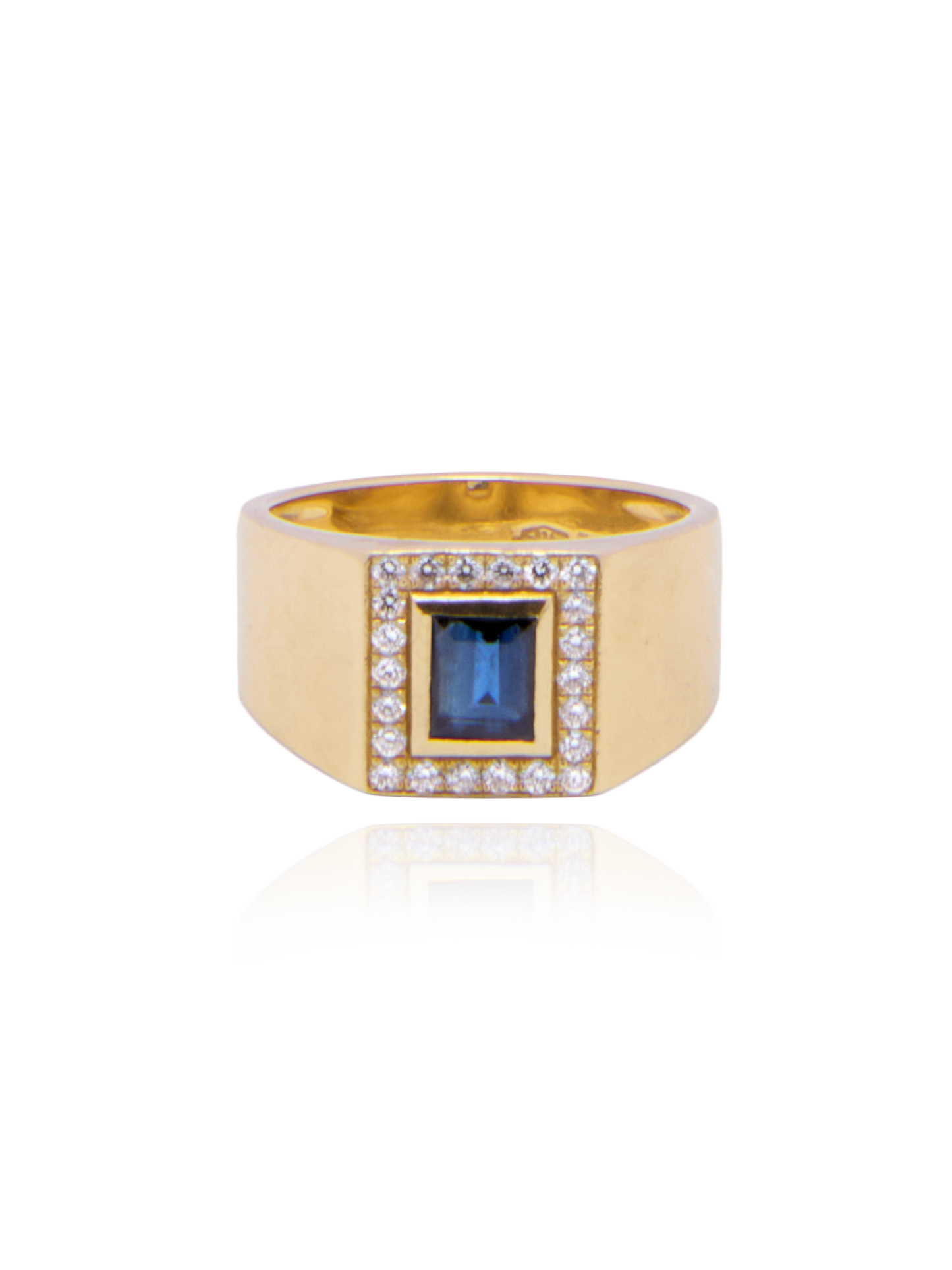 Sapphire Pinky Ring - Nisi Jewelry - Delux Jewels  Luxury jewelry  Fine jewelry  Designer jewelry  High-end jewelry  Premium jewelry  Elegant jewelry Diamond rings  Gold necklaces  Gemstone earrings  Luxury bracelets  Statement jewelry  Wedding bands  Engagement rings  Custom jewelry Buy luxury jewelry online  Affordable luxury jewelry  Handmade fine jewelry  Jewelry for gifts  Unique jewelry pieces  Jewelry store online