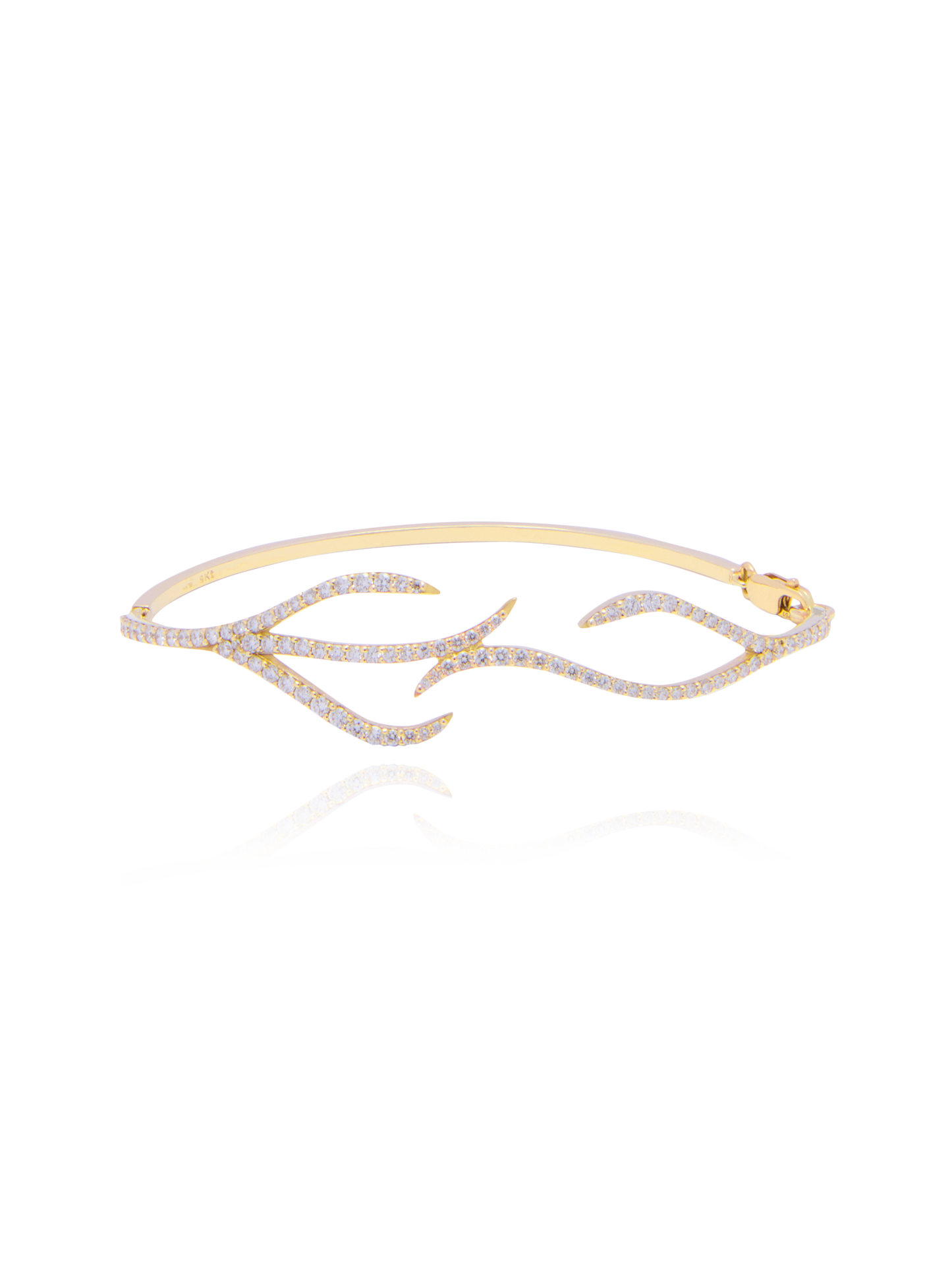 Pavè Diamond Alga Bracelet - Nisi Jewelry - Delux Jewels  Luxury jewelry  Fine jewelry  Designer jewelry  High-end jewelry  Premium jewelry  Elegant jewelry Diamond rings  Gold necklaces  Gemstone earrings  Luxury bracelets  Statement jewelry  Wedding bands  Engagement rings  Custom jewelry Buy luxury jewelry online  Affordable luxury jewelry  Handmade fine jewelry  Jewelry for gifts  Unique jewelry pieces  Jewelry store online