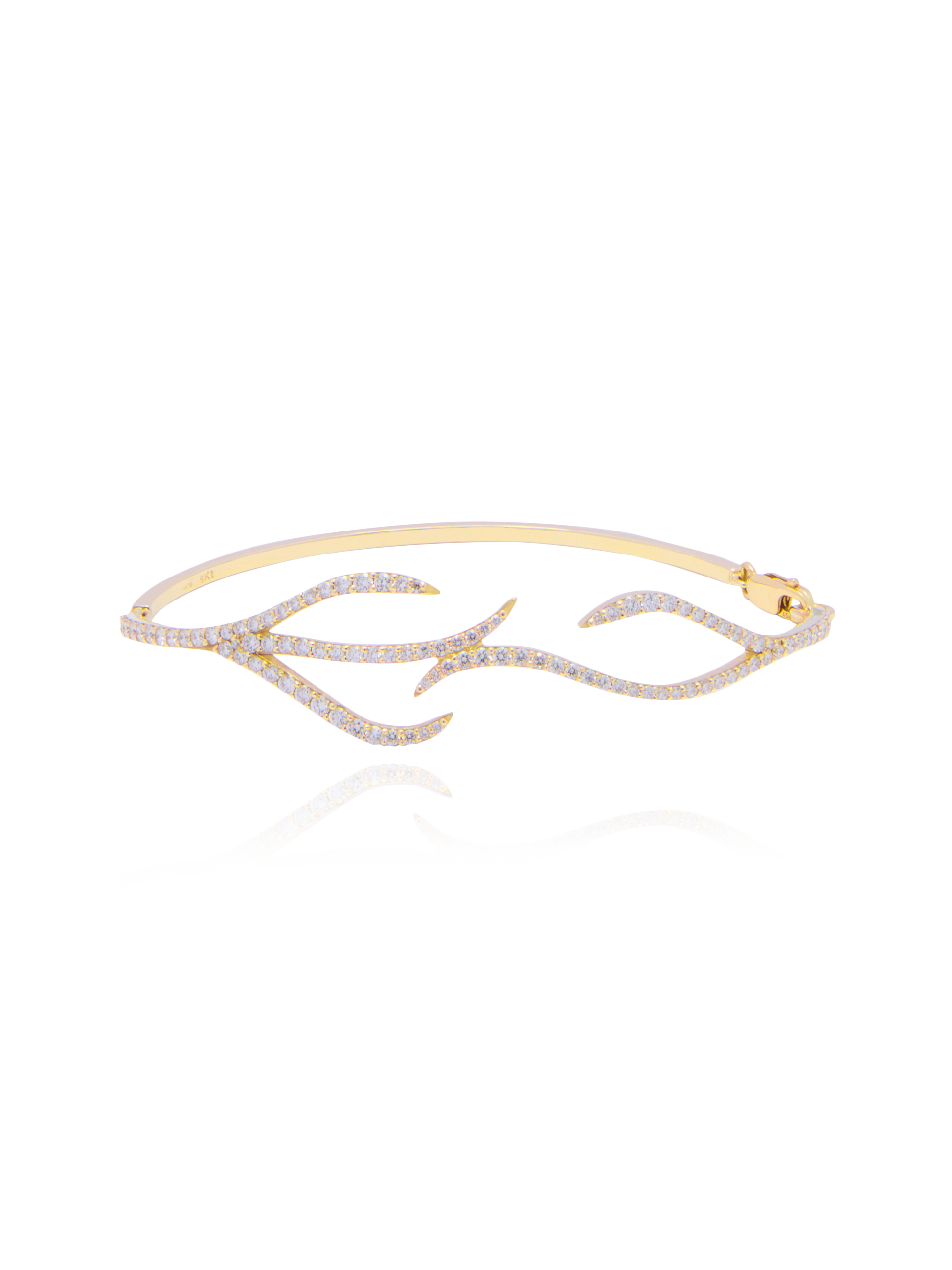 Pavè Diamond Alga Bracelet - Nisi Jewelry - Delux Jewels  Luxury jewelry  Fine jewelry  Designer jewelry  High-end jewelry  Premium jewelry  Elegant jewelry Diamond rings  Gold necklaces  Gemstone earrings  Luxury bracelets  Statement jewelry  Wedding bands  Engagement rings  Custom jewelry Buy luxury jewelry online  Affordable luxury jewelry  Handmade fine jewelry  Jewelry for gifts  Unique jewelry pieces  Jewelry store online