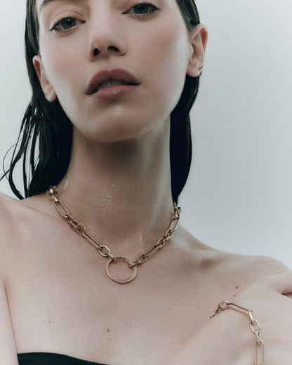 Aura Diamond Charme Collier - Nisi Jewelry - Delux Jewels  Luxury jewelry  Fine jewelry  Designer jewelry  High-end jewelry  Premium jewelry  Elegant jewelry Diamond rings  Gold necklaces  Gemstone earrings  Luxury bracelets  Statement jewelry  Wedding bands  Engagement rings  Custom jewelry Buy luxury jewelry online  Affordable luxury jewelry  Handmade fine jewelry  Jewelry for gifts  Unique jewelry pieces  Jewelry store online