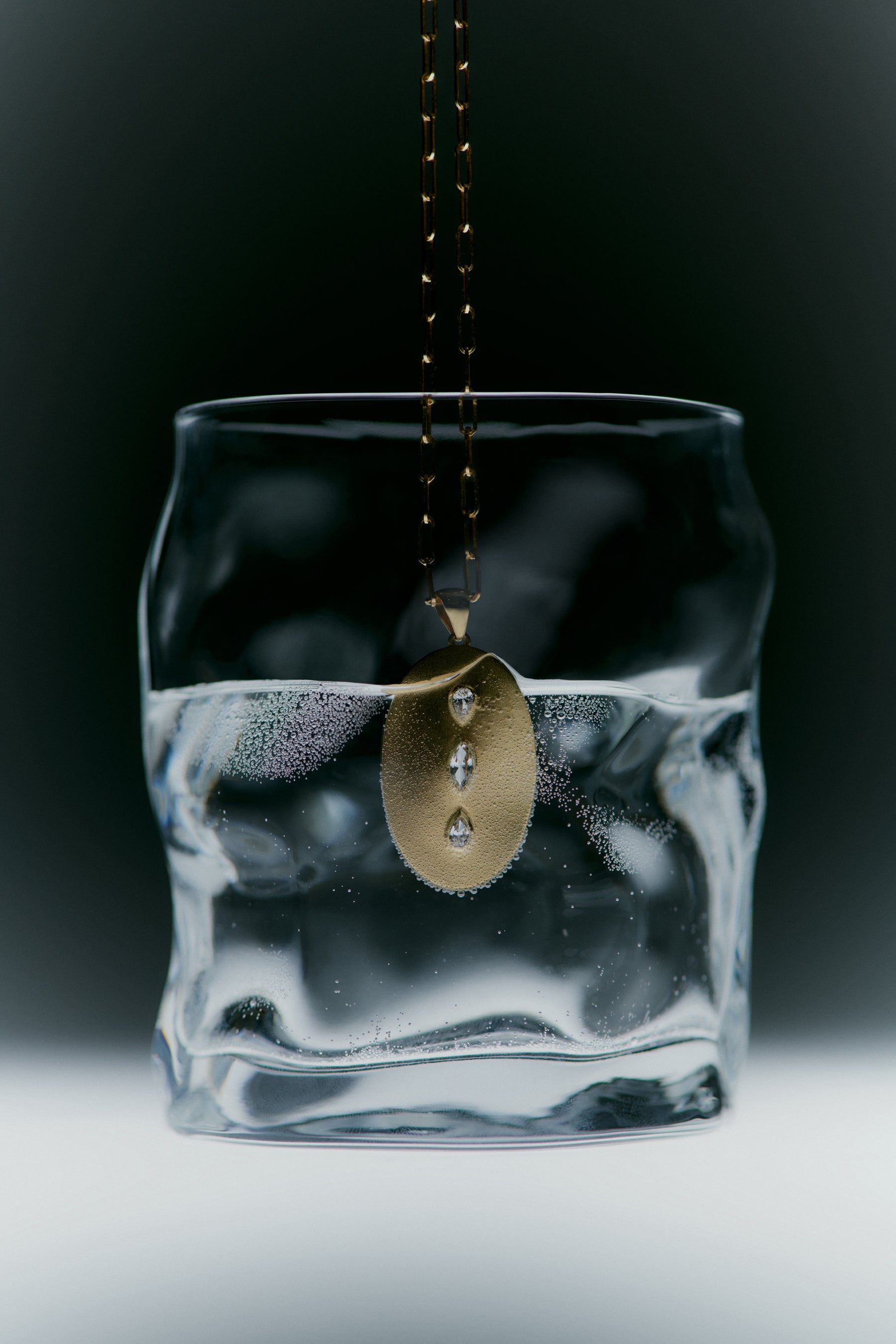 Lois Oval Diamond Pendant XL - Nisi Jewelry - Delux Jewels  Luxury jewelry  Fine jewelry  Designer jewelry  High-end jewelry  Premium jewelry  Elegant jewelry Diamond rings  Gold necklaces  Gemstone earrings  Luxury bracelets  Statement jewelry  Wedding bands  Engagement rings  Custom jewelry Buy luxury jewelry online  Affordable luxury jewelry  Handmade fine jewelry  Jewelry for gifts  Unique jewelry pieces  Jewelry store online