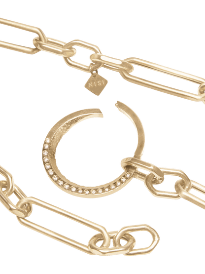 Aura Diamond Charme Collier - Nisi Jewelry - Delux Jewels  Luxury jewelry  Fine jewelry  Designer jewelry  High-end jewelry  Premium jewelry  Elegant jewelry Diamond rings  Gold necklaces  Gemstone earrings  Luxury bracelets  Statement jewelry  Wedding bands  Engagement rings  Custom jewelry Buy luxury jewelry online  Affordable luxury jewelry  Handmade fine jewelry  Jewelry for gifts  Unique jewelry pieces  Jewelry store online