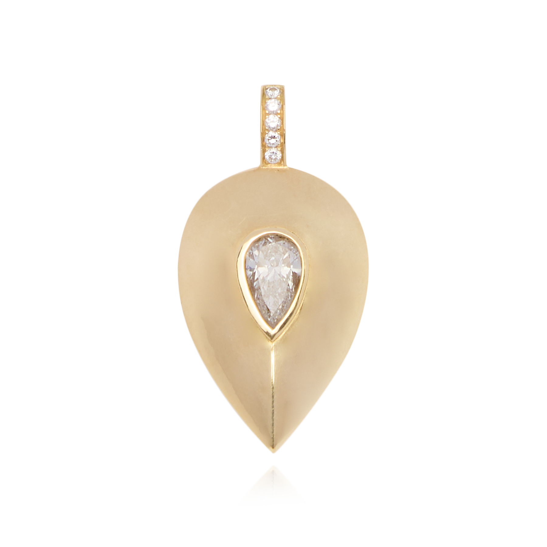 Isis Ocean Drop Diamond Pendant - Nisi Jewelry - Delux Jewels  Luxury jewelry  Fine jewelry  Designer jewelry  High-end jewelry  Premium jewelry  Elegant jewelry Diamond rings  Gold necklaces  Gemstone earrings  Luxury bracelets  Statement jewelry  Wedding bands  Engagement rings  Custom jewelry Buy luxury jewelry online  Affordable luxury jewelry  Handmade fine jewelry  Jewelry for gifts  Unique jewelry pieces  Jewelry store online