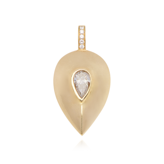 Isis Ocean Drop Diamond Pendant - Nisi Jewelry - Delux Jewels  Luxury jewelry  Fine jewelry  Designer jewelry  High-end jewelry  Premium jewelry  Elegant jewelry Diamond rings  Gold necklaces  Gemstone earrings  Luxury bracelets  Statement jewelry  Wedding bands  Engagement rings  Custom jewelry Buy luxury jewelry online  Affordable luxury jewelry  Handmade fine jewelry  Jewelry for gifts  Unique jewelry pieces  Jewelry store online