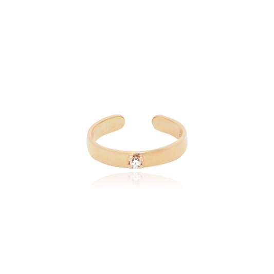 Solo Diamond Toe Ring - Nisi Jewelry - Delux Jewels  Luxury jewelry  Fine jewelry  Designer jewelry  High-end jewelry  Premium jewelry  Elegant jewelry Diamond rings  Gold necklaces  Gemstone earrings  Luxury bracelets  Statement jewelry  Wedding bands  Engagement rings  Custom jewelry Buy luxury jewelry online  Affordable luxury jewelry  Handmade fine jewelry  Jewelry for gifts  Unique jewelry pieces  Jewelry store online