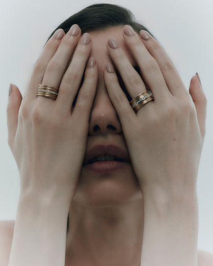 Rea Pavé Diamond Etrusque Gold Band - Nisi Jewelry - Delux Jewels  Luxury jewelry  Fine jewelry  Designer jewelry  High-end jewelry  Premium jewelry  Elegant jewelry Diamond rings  Gold necklaces  Gemstone earrings  Luxury bracelets  Statement jewelry  Wedding bands  Engagement rings  Custom jewelry Buy luxury jewelry online  Affordable luxury jewelry  Handmade fine jewelry  Jewelry for gifts  Unique jewelry pieces  Jewelry store online