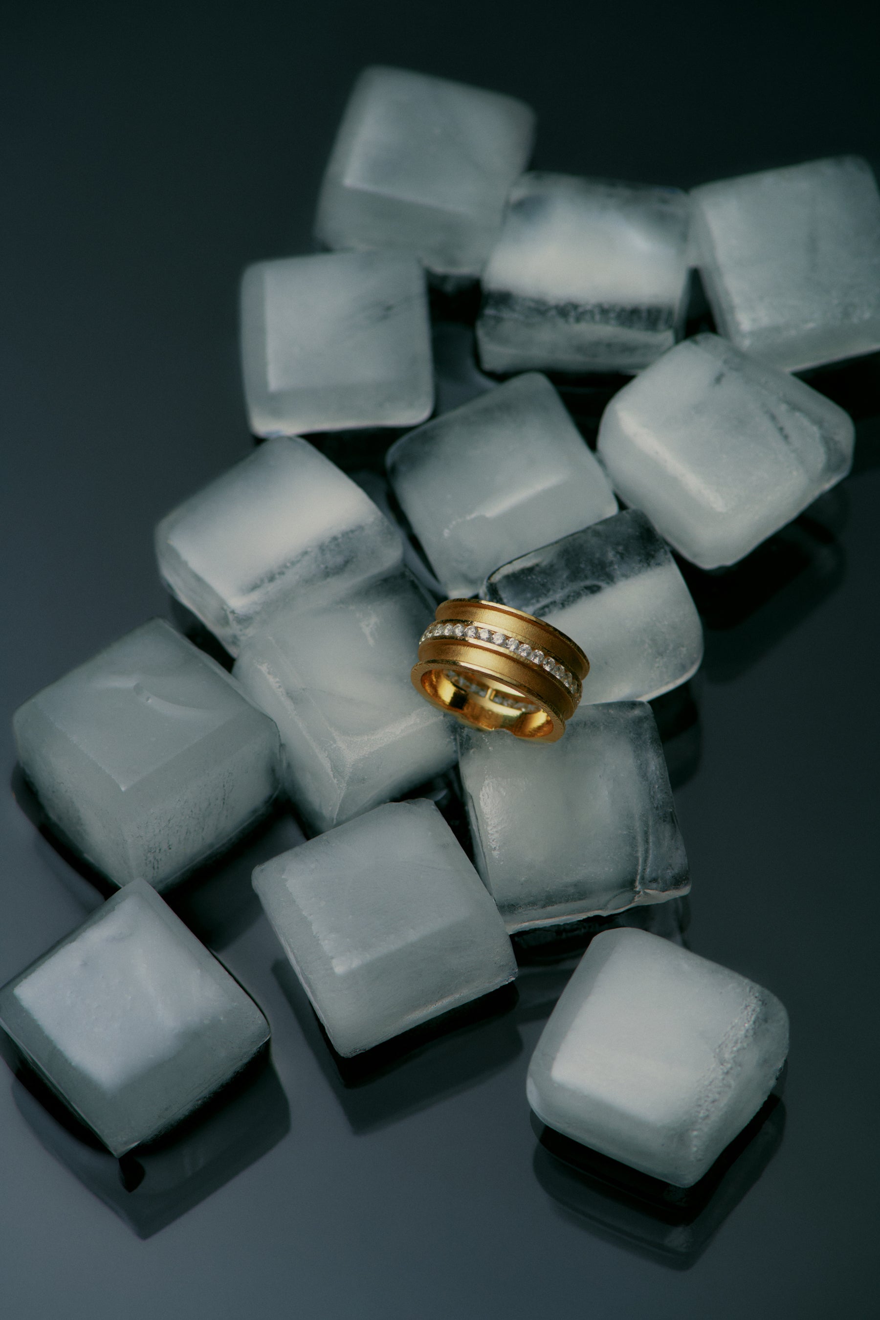 Rèa Pavé Diamond Band - Nisi Jewelry - Delux Jewels  Luxury jewelry  Fine jewelry  Designer jewelry  High-end jewelry  Premium jewelry  Elegant jewelry Diamond rings  Gold necklaces  Gemstone earrings  Luxury bracelets  Statement jewelry  Wedding bands  Engagement rings  Custom jewelry Buy luxury jewelry online  Affordable luxury jewelry  Handmade fine jewelry  Jewelry for gifts  Unique jewelry pieces  Jewelry store online