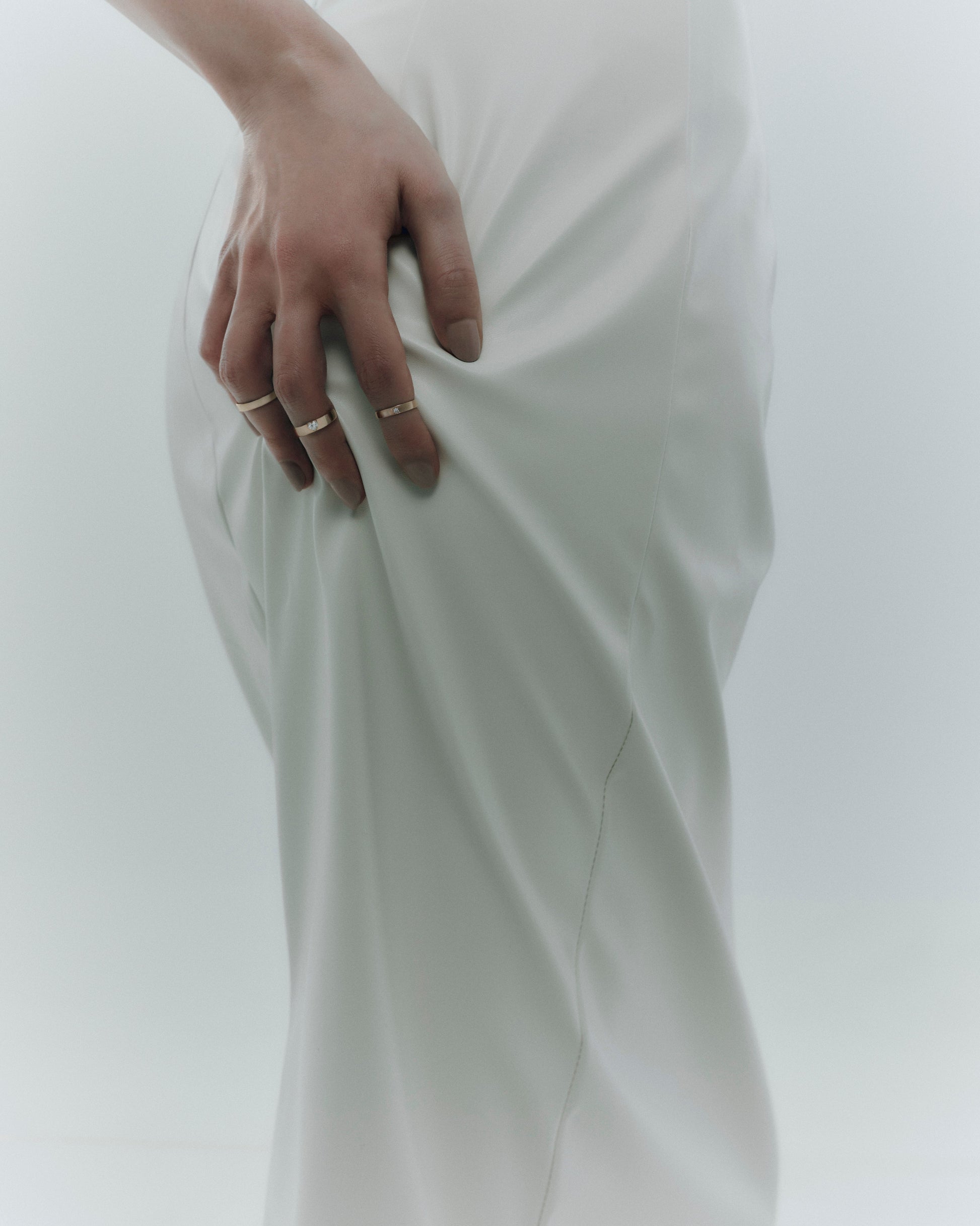 Solo Diamond Toe Ring - Nisi Jewelry - Delux Jewels  Luxury jewelry  Fine jewelry  Designer jewelry  High-end jewelry  Premium jewelry  Elegant jewelry Diamond rings  Gold necklaces  Gemstone earrings  Luxury bracelets  Statement jewelry  Wedding bands  Engagement rings  Custom jewelry Buy luxury jewelry online  Affordable luxury jewelry  Handmade fine jewelry  Jewelry for gifts  Unique jewelry pieces  Jewelry store online